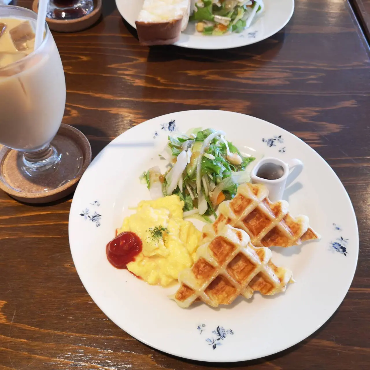 ザ喫茶店のモーニングを味わうなら「雫ノ香珈琲」 | ロコっち - たま